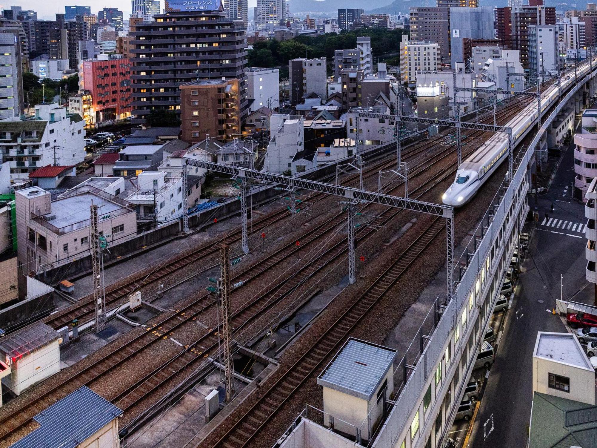 Apa Hotel Hiroshima Ekimae Shinkansenguchi מראה חיצוני תמונה